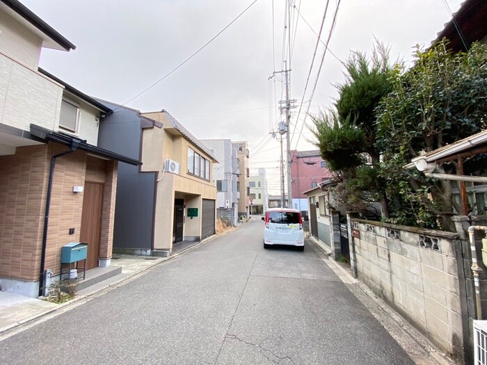 物件外観写真3　(周辺環境)