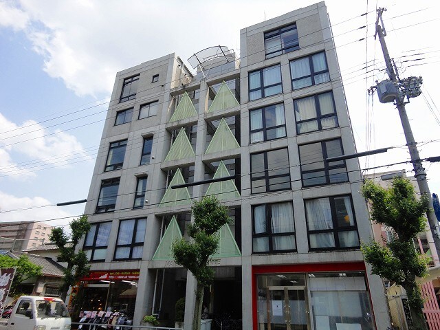 メゾンモンリ－ブルの物件外観写真