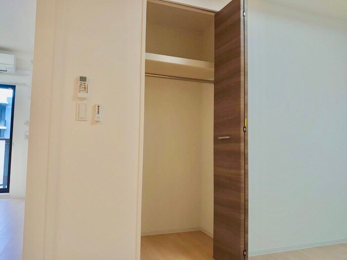 物件内観写真15　(収納)