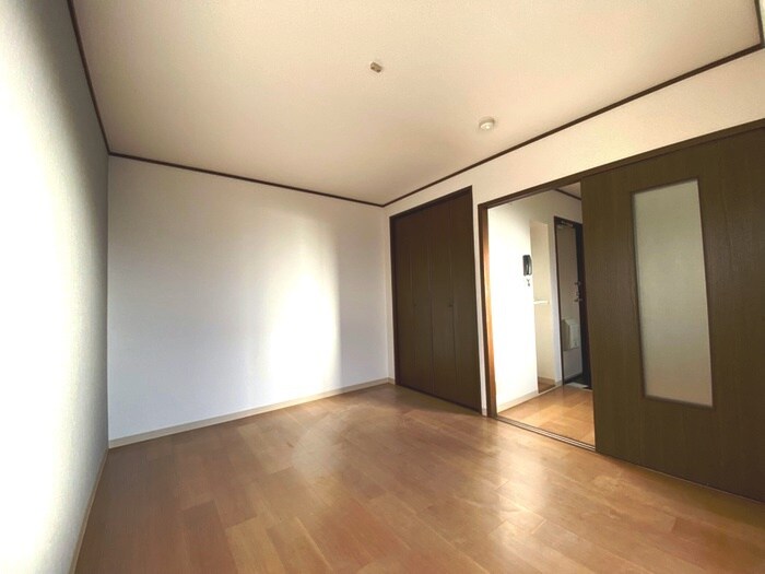 物件内観写真8　(居室)