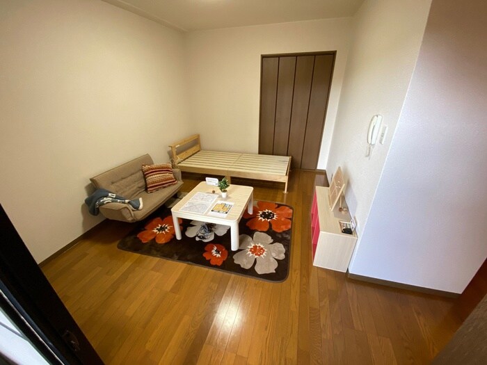 物件内観写真7　(居室)