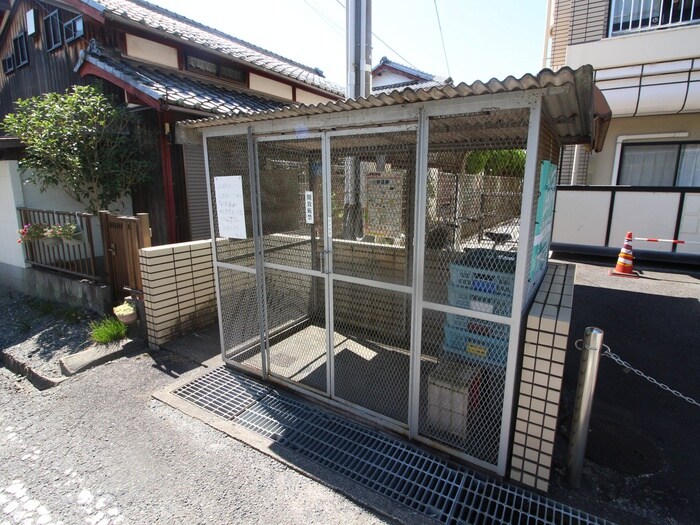 物件外観写真5　(建物設備)