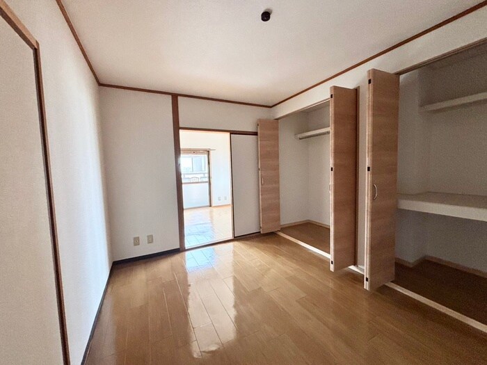 物件内観写真8　(居室)