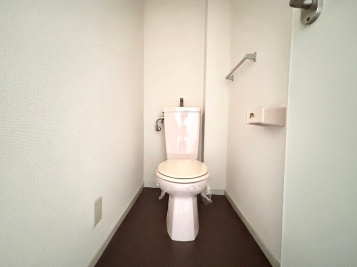 物件内観写真19　(トイレ)