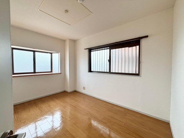 物件内観写真21　(居室)