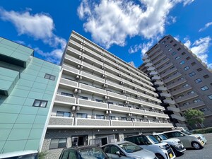 クレアトゥ－ル２１外観写真