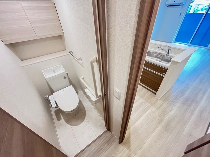 物件内観写真14　(トイレ)