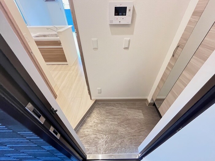 物件内観写真20　(玄関)