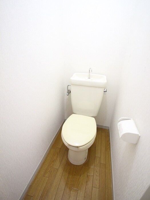 物件内観写真11　(トイレ)