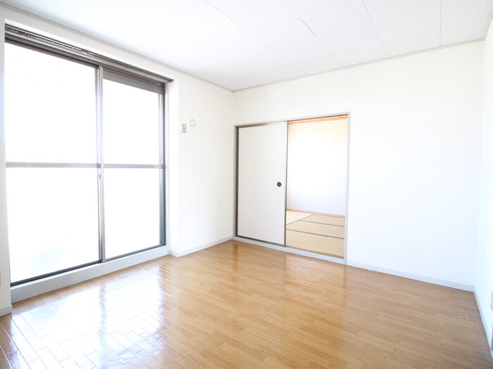 物件内観写真15　(居室)