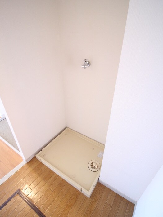 物件内観写真19　(洗濯機置場)