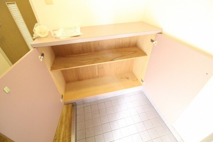 物件内観写真17　(靴箱)
