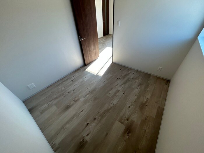 物件内観写真22　(居室)