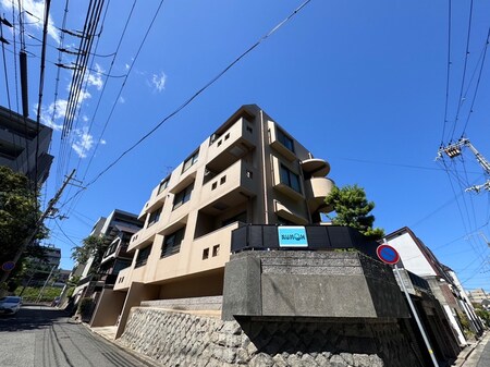 アシヤイ－ストリッチ外観写真