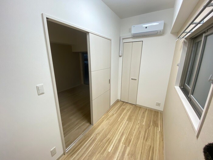 物件内観写真11　(居室)