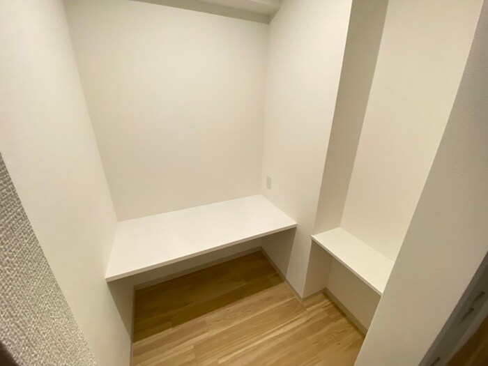 物件内観写真16　(収納)