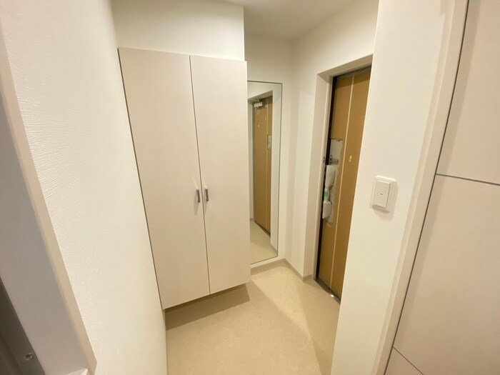 物件内観写真17　(玄関)