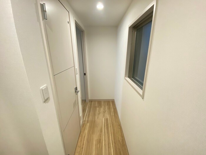 物件内観写真19　(廊下)