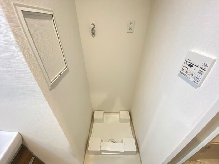 物件内観写真19　(洗濯機置場)