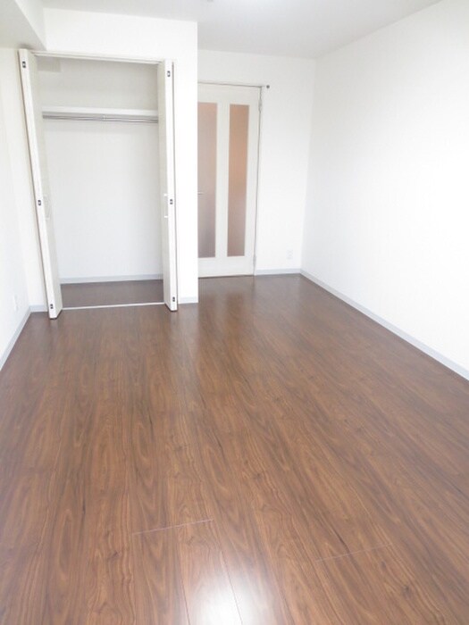 物件内観写真13　(収納)