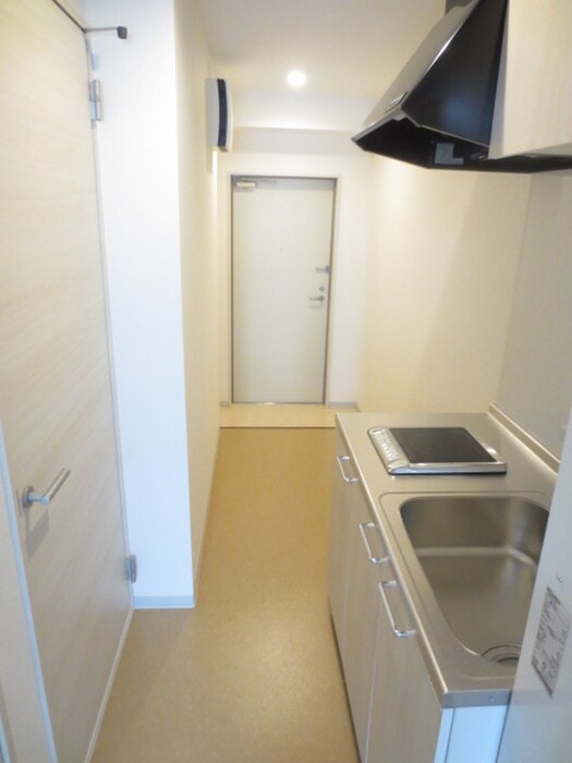 物件内観写真16　(玄関)