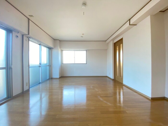 物件内観写真9　(居室)