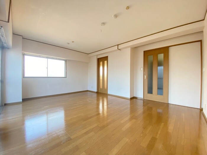 物件内観写真10　(居室)