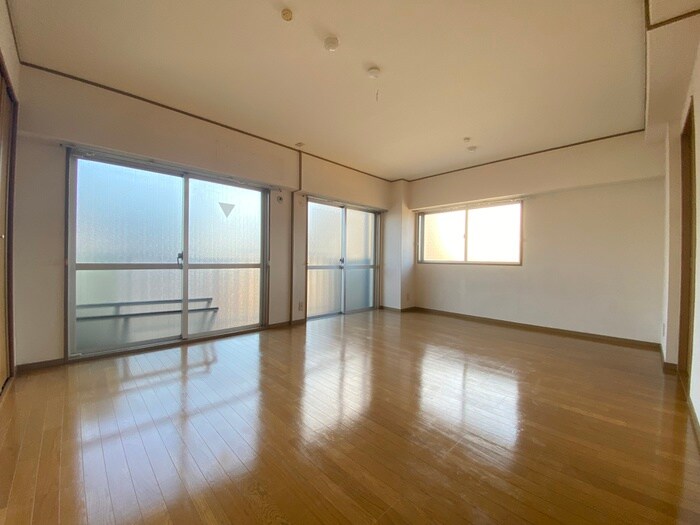 物件内観写真11　(居室)