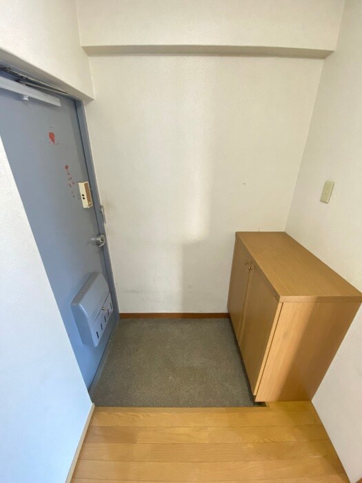 物件内観写真17　(玄関)