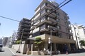 Calmare namba west