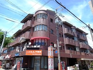 シャルマン五番館外観写真