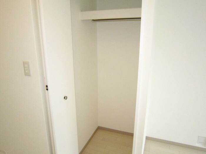 物件内観写真9　(収納)