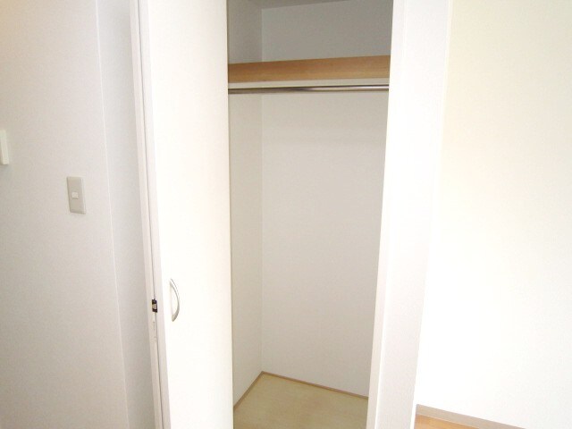 物件内観写真11　(収納)