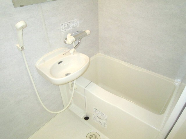 物件内観写真13　(バス／シャワールーム等)