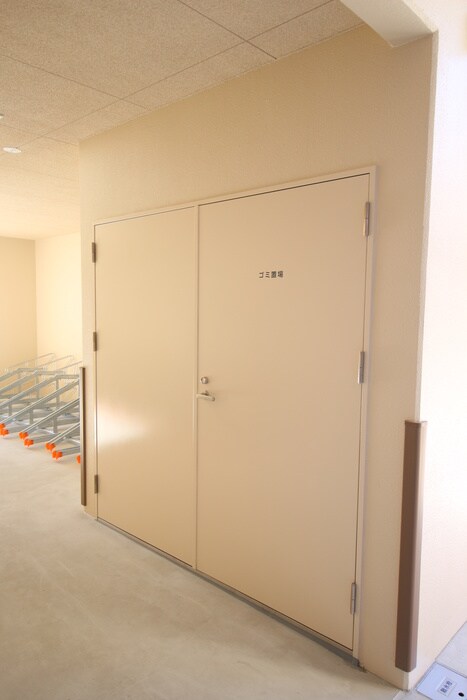 物件外観写真5　(建物設備)