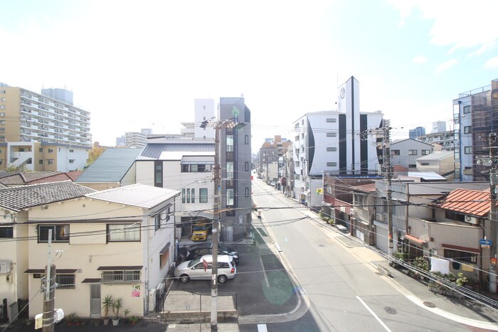 物件内観写真21　(室内からの展望)