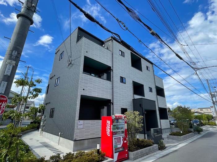 物件外観写真1　(外観写真)