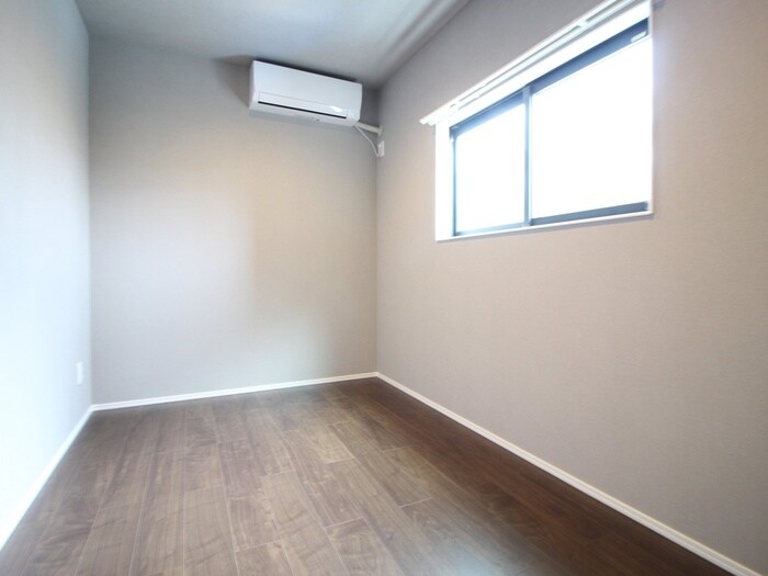 物件内観写真14　(居室)