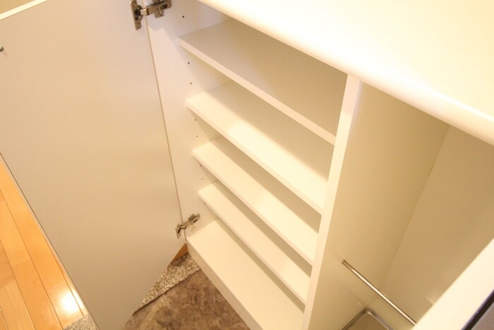 物件内観写真15　(靴箱)