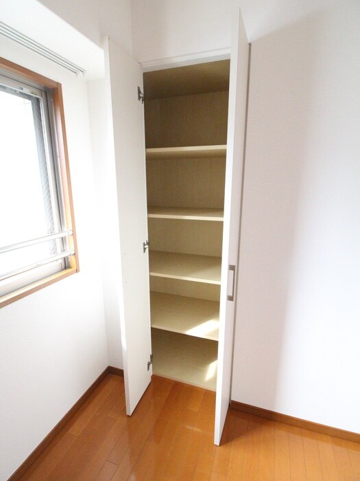 物件内観写真17　(収納)