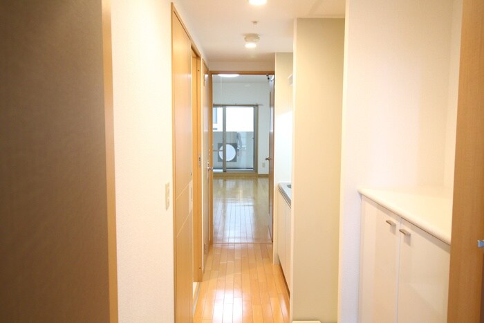 物件内観写真21　(廊下)