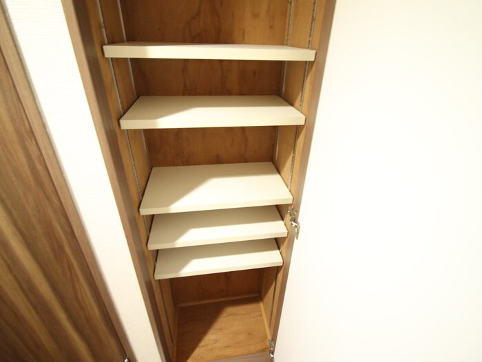 物件内観写真18　(靴箱)