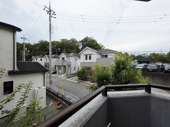 物件内観写真17　(室内からの展望)