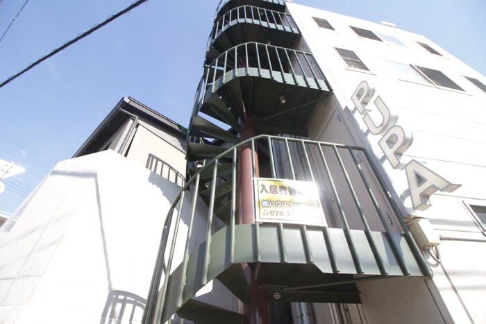 物件外観写真6　(建物設備)