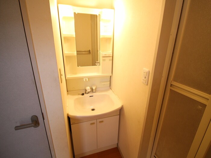 物件内観写真12　(洗面)