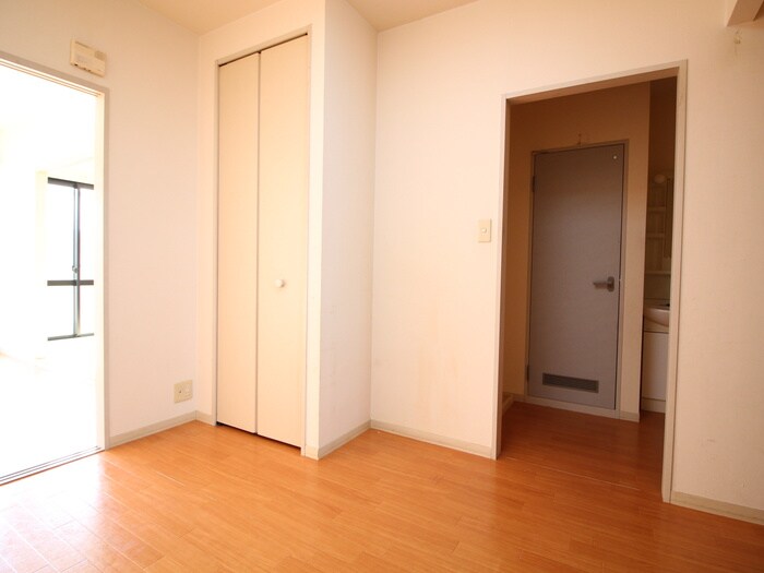 物件内観写真21　(居室)