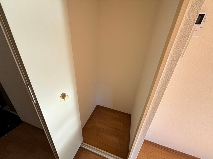 物件内観写真19　(収納)