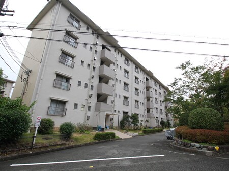 箕面如意谷住宅１１号棟(404)外観写真