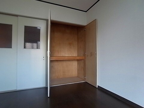 物件内観写真7　(収納)