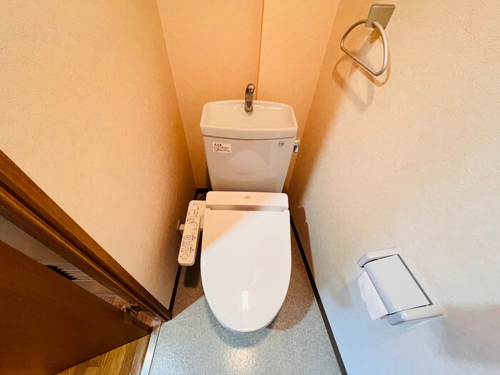 物件内観写真11　(トイレ)